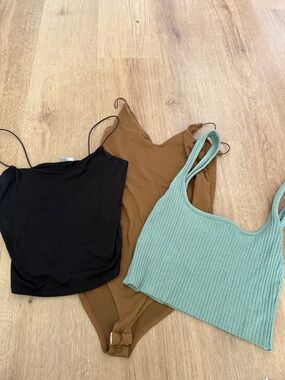 Bundle of 3 Tops